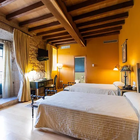 Hotel Abadia Caldaria *