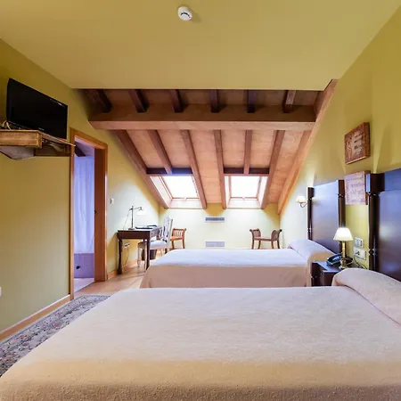 Abadia Caldaria Hotel *